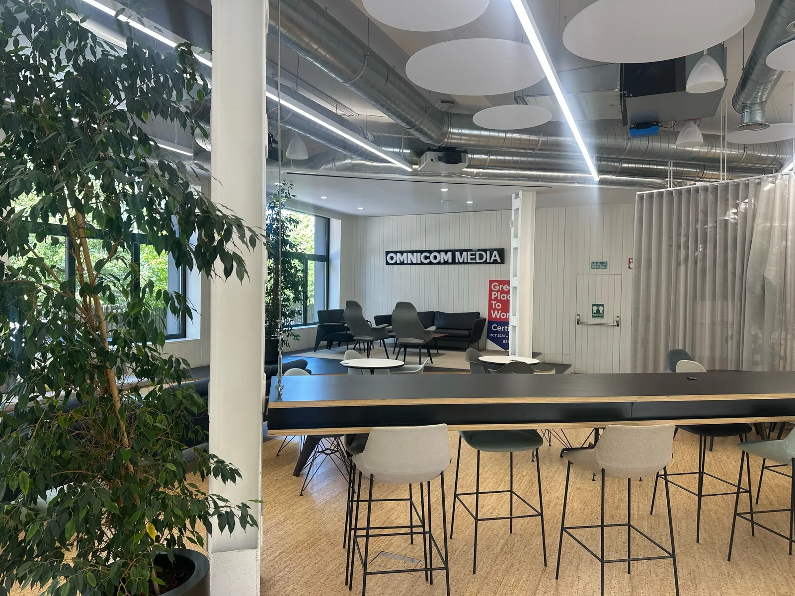 Comedor Omnicom Media House